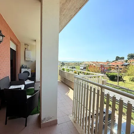 P088 - Porto Recanati, Nuovo Trilocale Con Balcone